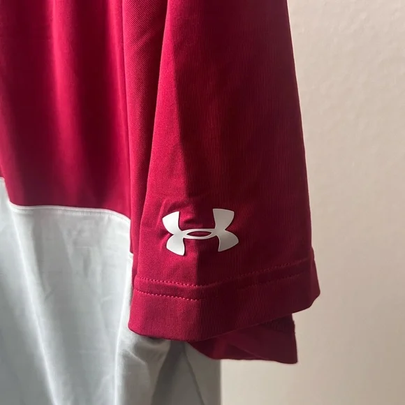 Under Armour Red and White Men's Polo Shirt - Picture 4 of 5